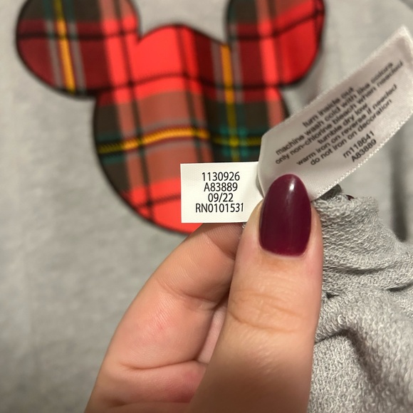 NEW Lane Bryant Classic High-Low Hem Plaid Mickey Graphic Sweatshirt Size 14/16 - Picture 7 of 9